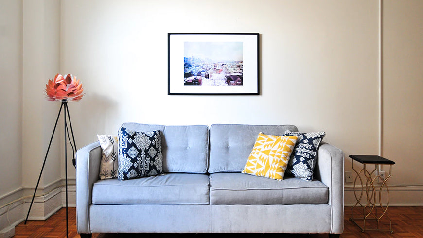 AN INNOVATIVE DESIGN FOR A FOLDING CHAIR