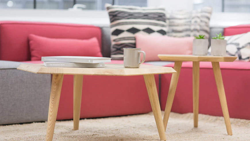 AN INNOVATIVE DESIGN FOR A FOLDING CHAIR